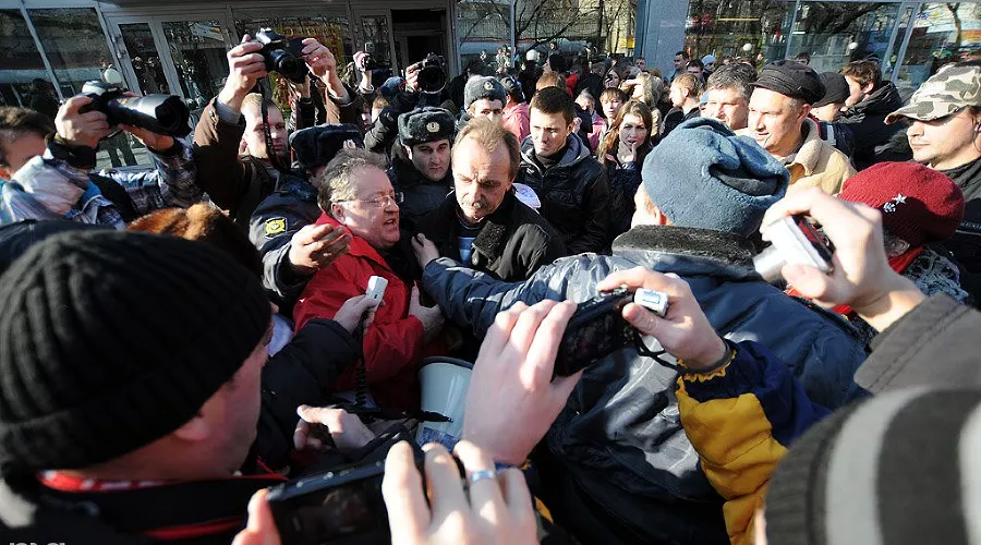 Митинг "За честные выборы" в Краснодаре &copy;&nbsp;Елена Синеок. ЮГА.ру