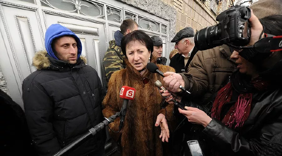 Противостояние после выборов в Южной Осетии. Алла Джиоева &copy;&nbsp;Сергей Карпов. ЮГА.ру