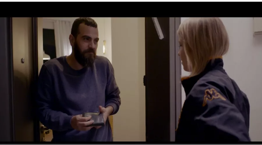 Кадр из короткометражного фильма «Влада едет в Лондон» &copy;&nbsp;Скриншот с сайта vimeo.com