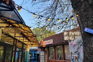 Двор на Красной, 88 &copy;&nbsp;Фото Марины Солошко, Юга.ру