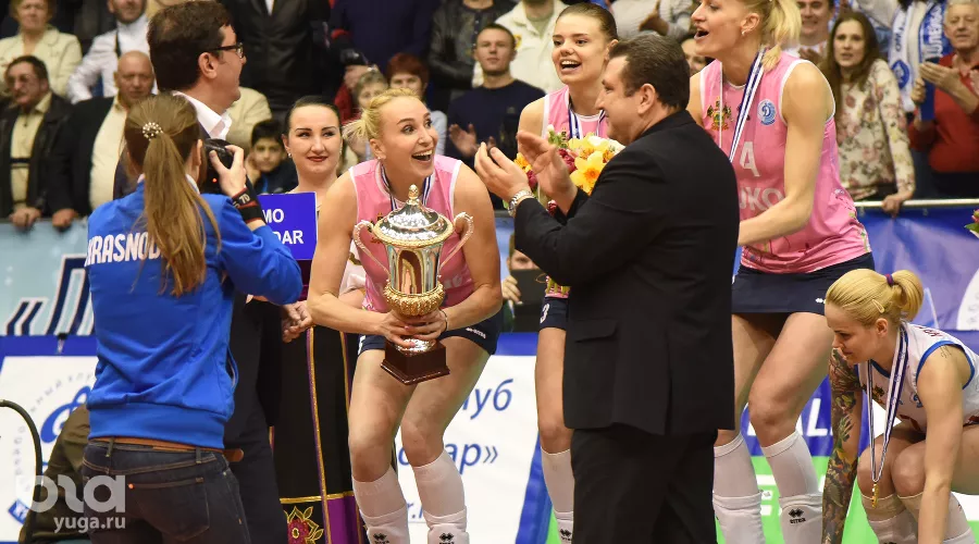 Краснодарские волейболистки завоевали титул чемпиона Кубка ЕКВ &copy;&nbsp;Елена Синеок, ЮГА.ру