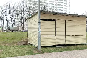 Ларьки на улице Героев-Разведчиков &copy;&nbsp;Андрей Малеваный Юга.ру