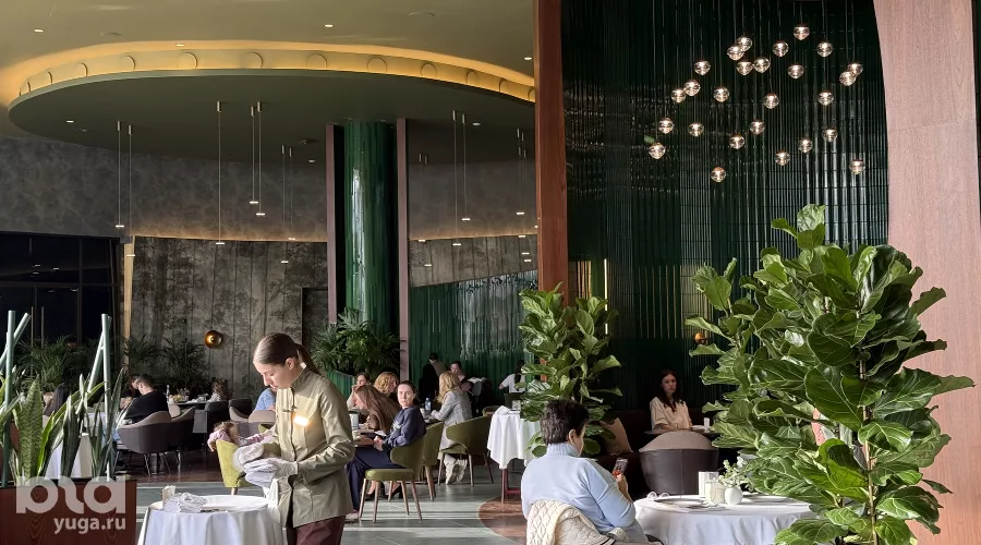 Кафе AMAVI в Парке Облаков &copy;&nbsp;Фото Марины Солошко, Юга.ру