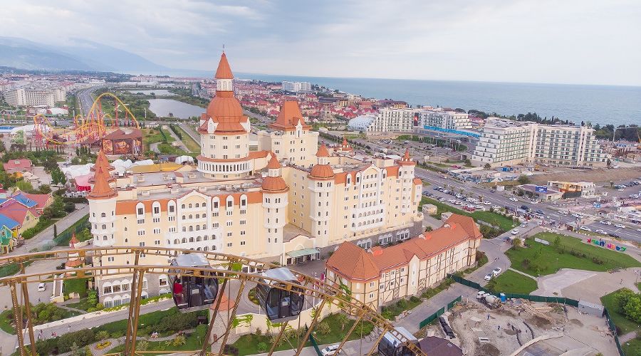 Отель-замок «Богатырь» в «Сочи Парке» © Фото пресс-службы «Сочи Парка»