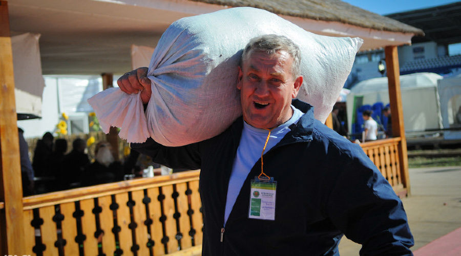 "Кубанская ярмарка" в Краснодаре © Елена Синеок, ЮГА.ру