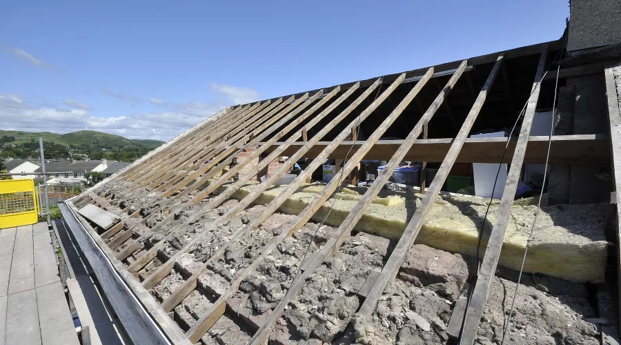 Ремонт крыши &copy;&nbsp;Фото с сайта pixabay.com