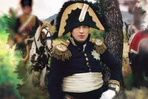 Олег Соколов &copy;&nbsp;Скриншот фильма &laquo;Приглашение на бал. Жертвы русского Наполеона&raquo; на канале Premier, premier.one/show/12420