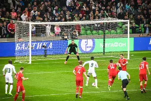 Сборная России по футболу проиграла Кот-д'Ивуару в Краснодаре &copy;&nbsp;Фото Елены Синеок, Юга.ру