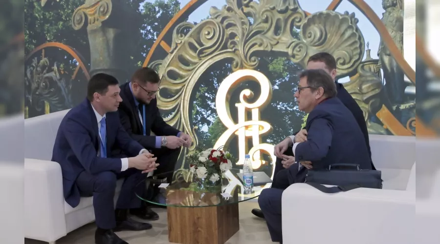 Евгений Первышов на Российском инвестфоруме &copy;&nbsp;Фото пресс-службы администрации Краснодара