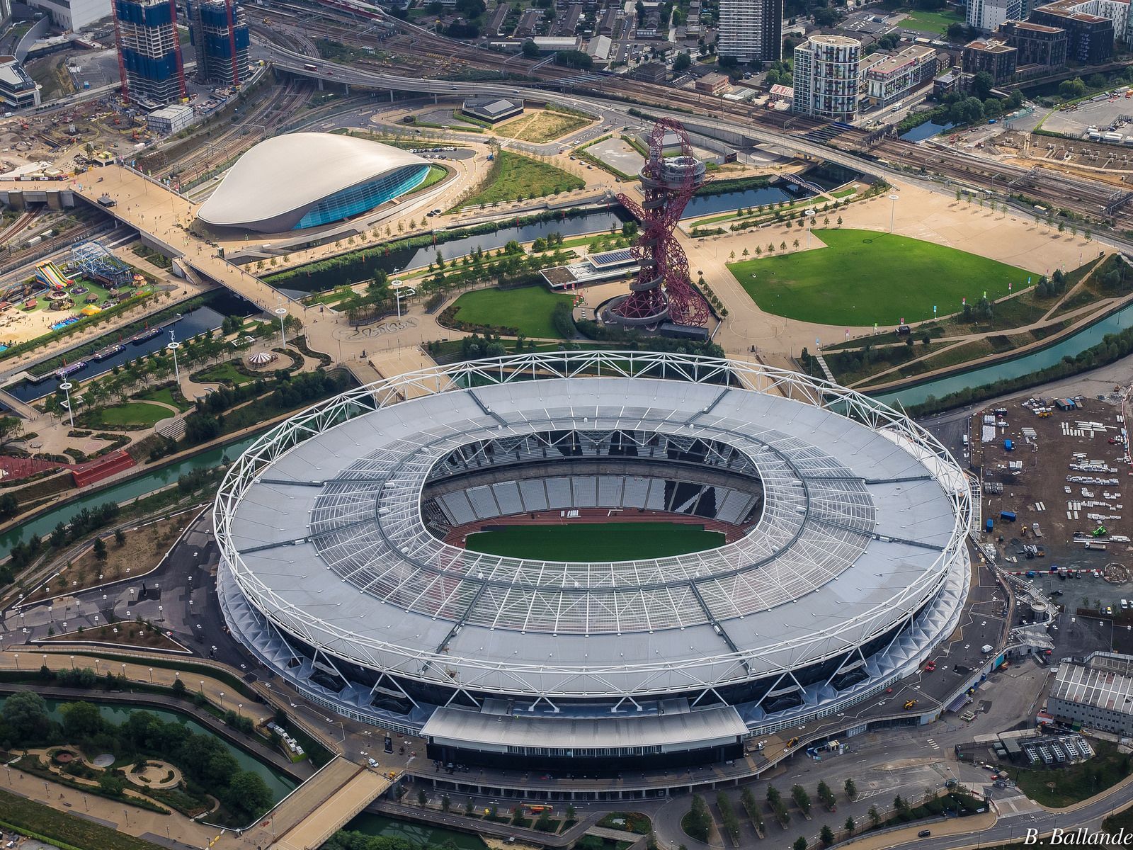 London Stadium (Olympic Stadium) © Фото с сайта stadiumdb.com