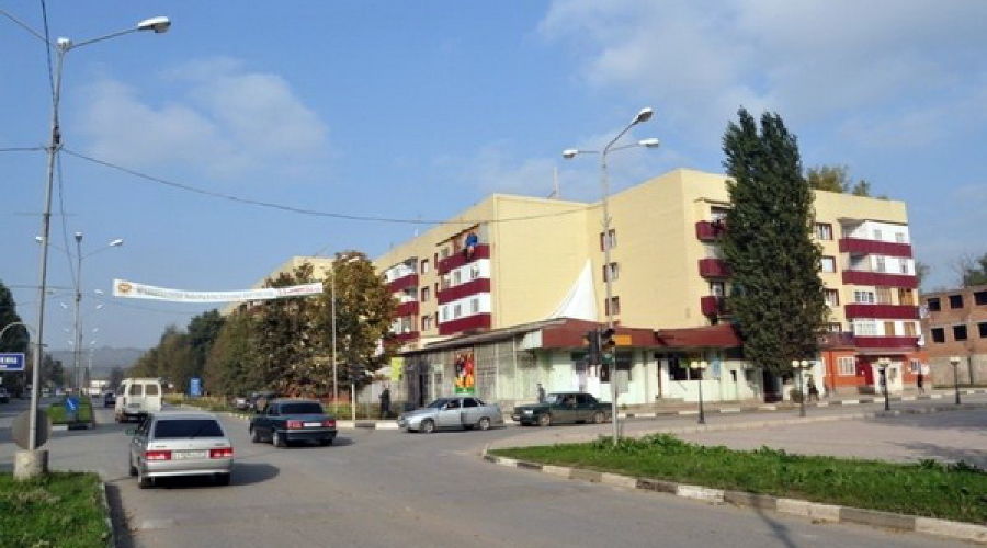 Осканова 13а малгобек. Город малгобек улицы. Город малгобек парк. Малгобек улицы. Малгобек 2008 год.