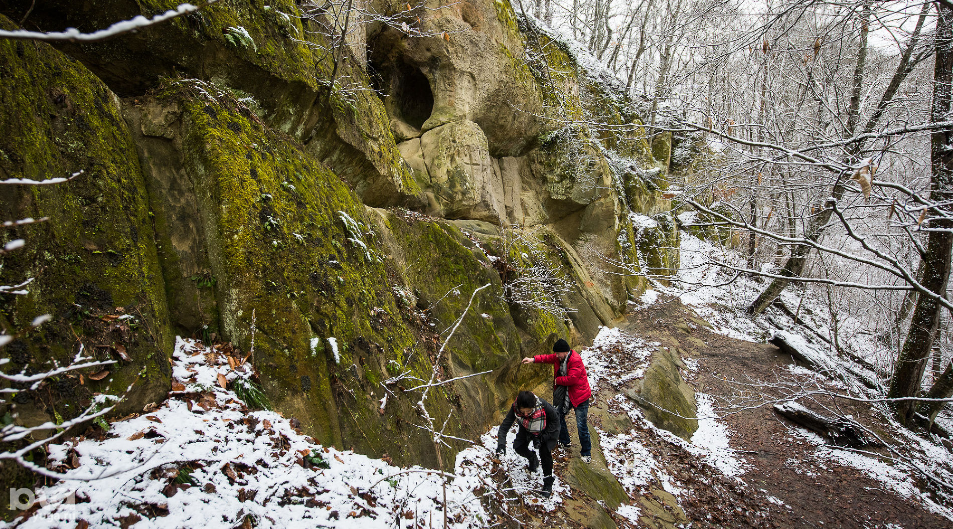 Богатырские пещеры. У подножия © Фото Елены Синеок, Юга.ру