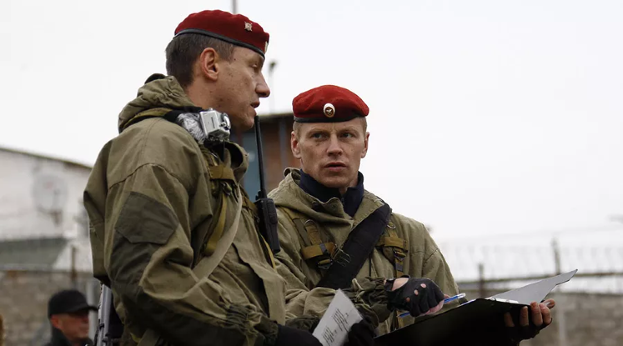 Спецназ "Акула" сдает экзамен на ношение "крапового берета" &copy;&nbsp;Влад Александров. ЮГА.ру