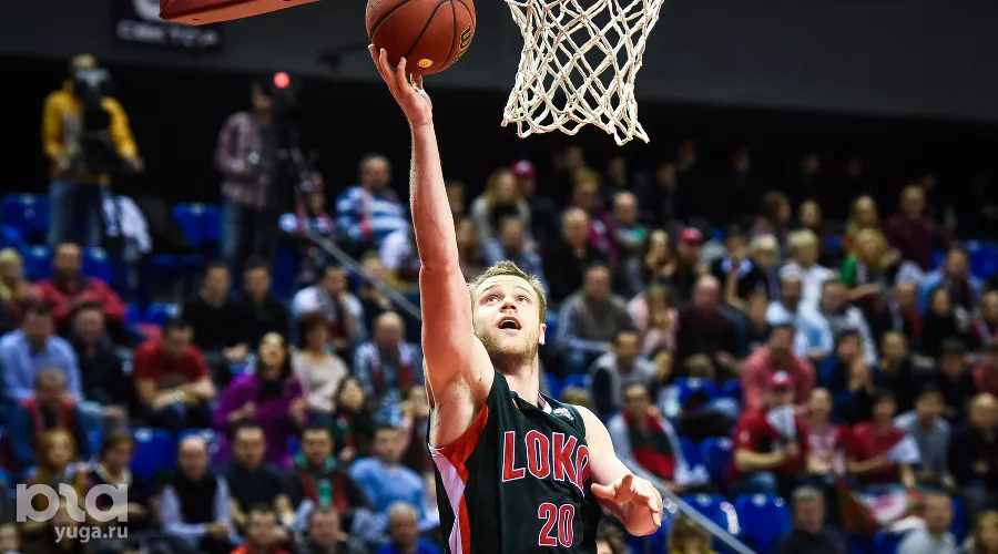 Форвард ПБК «Локомотив-Кубань» Андрей Зубков &copy;&nbsp;Фото Елены Синеок, Юга.ру