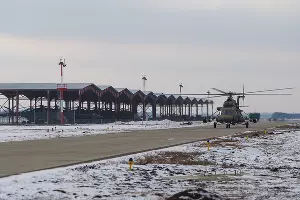 Вертолет Ми-8 на авиабазе в Кореновске &copy;&nbsp;Виталий Тимкив, Юга.ру