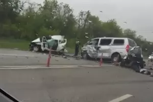 ДТП под МинВодами &copy;&nbsp;Скриншот из видео со страницы instagram.com/artem_mirumyan050