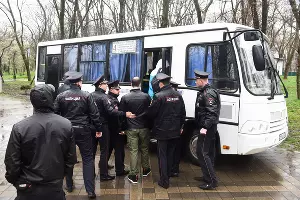 Акция сторонников Навального в Краснодаре, 26 марта 2017 года &copy;&nbsp;Фото Елены Синеок, Юга.ру
