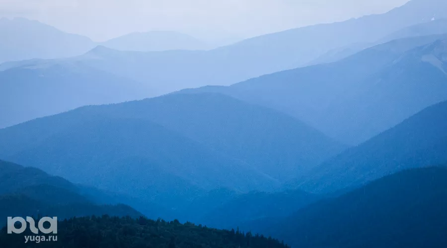 Лагонакское нагорье и Фишт-Оштенский горный массив &copy;&nbsp;Фото Елены Синеок, Юга.ру