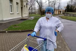 Доставка в одну из московских лабораторий &copy;&nbsp;Фото X5 Retail Group во &laquo;ВКонтакте&raquo;